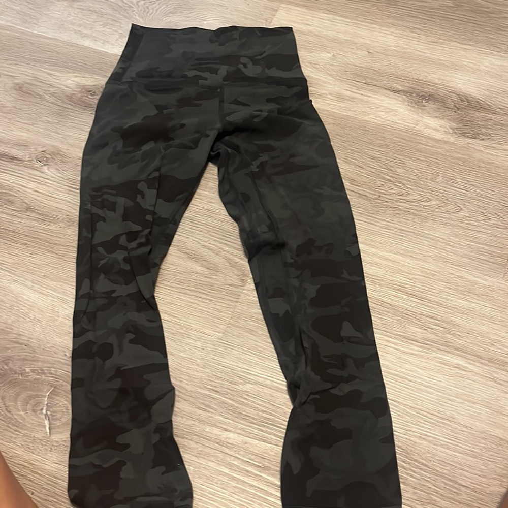 Lululemon align - Picture 2 of 4